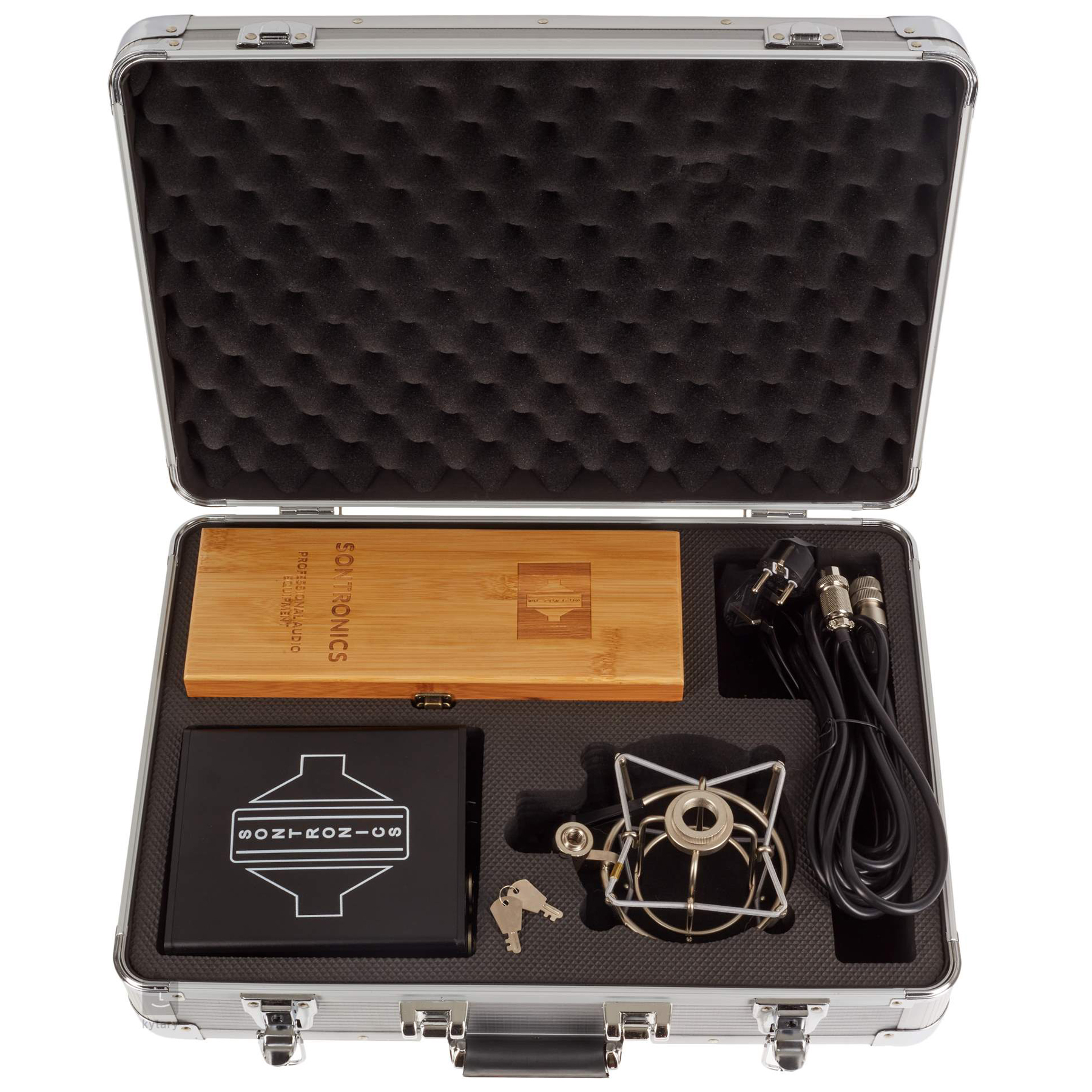 Sontronics ARIA được trang bị PSU riêng, cho phép điều chỉnh gain thủ công chính xác, đảm bảo nguồn điện ổn định cho bóng đèn ECC81 hoạt động hiệu quả, giúp kiểm soát độ nhạy và âm thanh tối ưu nhất.