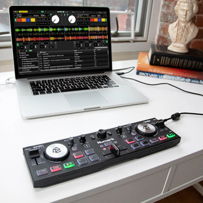 Numark DJ2GO2 Touch