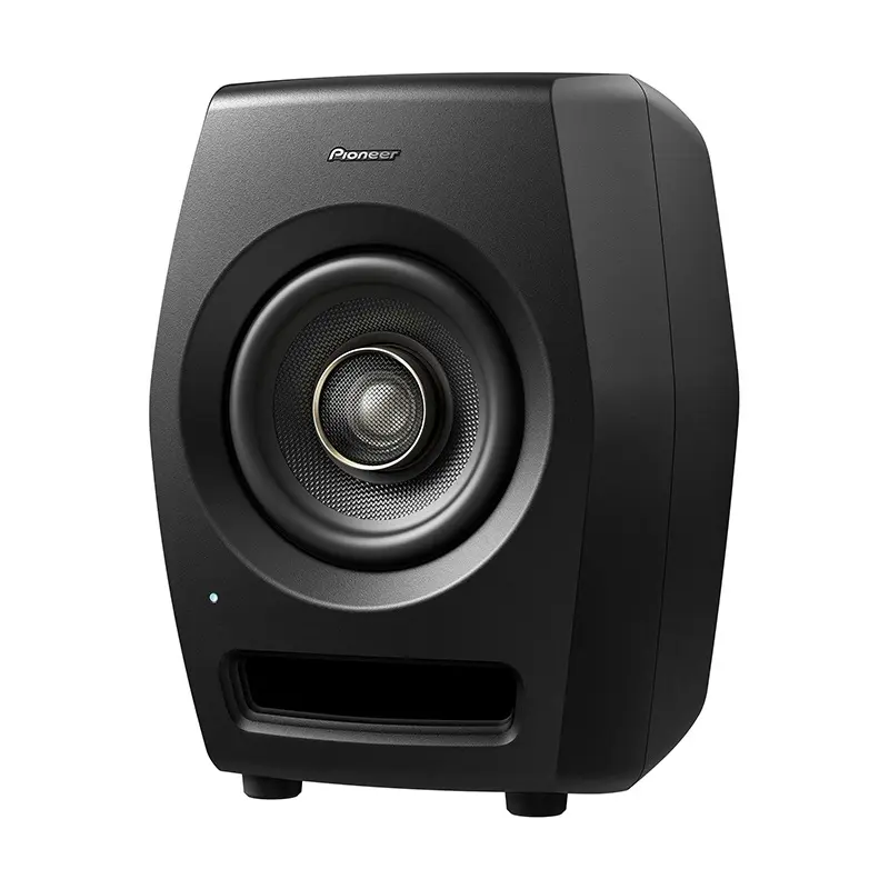 Pioneer RM-05 sở hữu cấu trúc loa đồng trục tiên tiến, cho âm hình chính xác và độ tách bạch vượt trội trong từng bản mix.Thiết kế tinh gọn, hiệu suất cao, lý tưởng cho phòng thu cá nhân yêu cầu chất lượng âm thanh chuyên nghiệp.