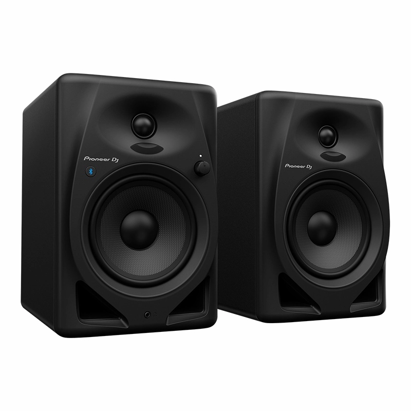 Pioneer DJ DM-50D-BT mang đến trải nghiệm âm thanh trung thực cùng kết nối không dây hiện đại, phù hợp cho cả producer và người yêu nhạc.Với thiết kế nhỏ gọn, dễ sử dụng và âm thanh rõ ràng, đây là lựa chọn lý tưởng cho không gian sáng tạo cá nhân.