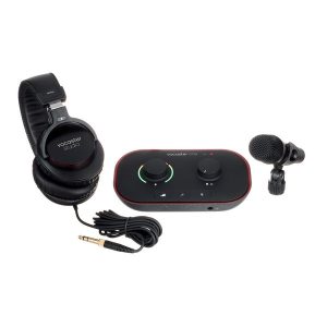 Bộ Thu Âm Focusrite Vocaster One Studio – Chuyên cho Podcast & Livestream