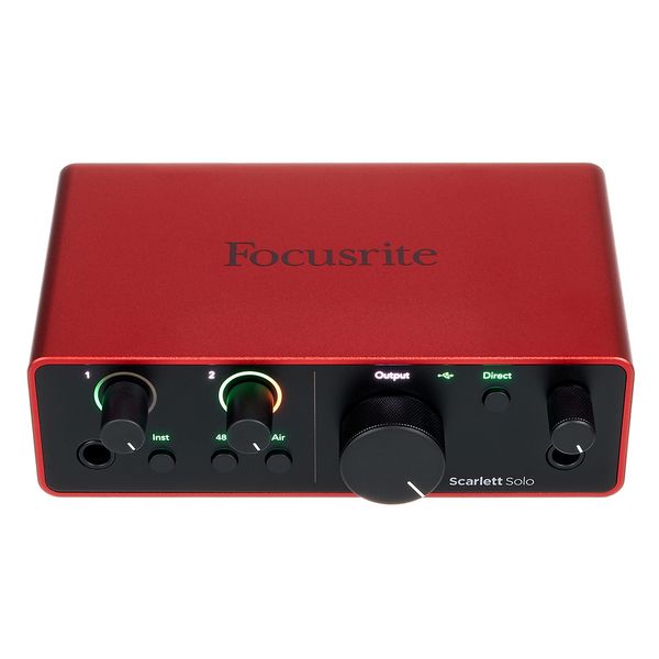 Scarlett Solo Gen 4 mang đến chất lượng thu âm vocal sáng, chi tiết nhờ preamp tích hợp Air Mode và dải động rộng. Với ngõ vào nhạc cụ riêng biệt, sản phẩm tái hiện âm thanh guitar trung thực, phù hợp cho ca sĩ và nhạc sĩ indie.
