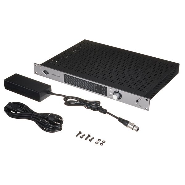 Đầu tư Apollo x16D Essentials+ giúp phòng thu tiết kiệm chi phí mua thiết bị analog nhờ công nghệ Unison và UAD DSP mạnh mẽ.Sản phẩm nâng tầm chất lượng âm thanh, mang lại sự ổn định và chuyên nghiệp cho mọi dự án sản xuất âm nhạc.