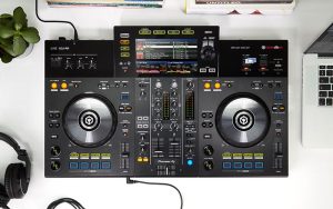 XDJ-RR Lướt, XDJ-RR Cũ & Giá Bán Mới Nhất – Đánh Giá Chi Tiết Bàn DJ XDJ-RR