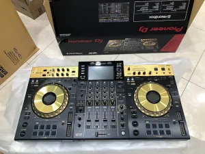 Bàn DJ web
