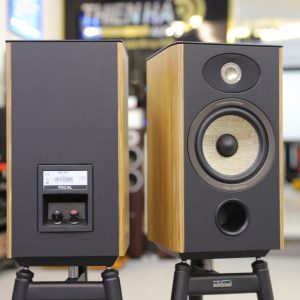Focal 906 Black/ Prime Walnut